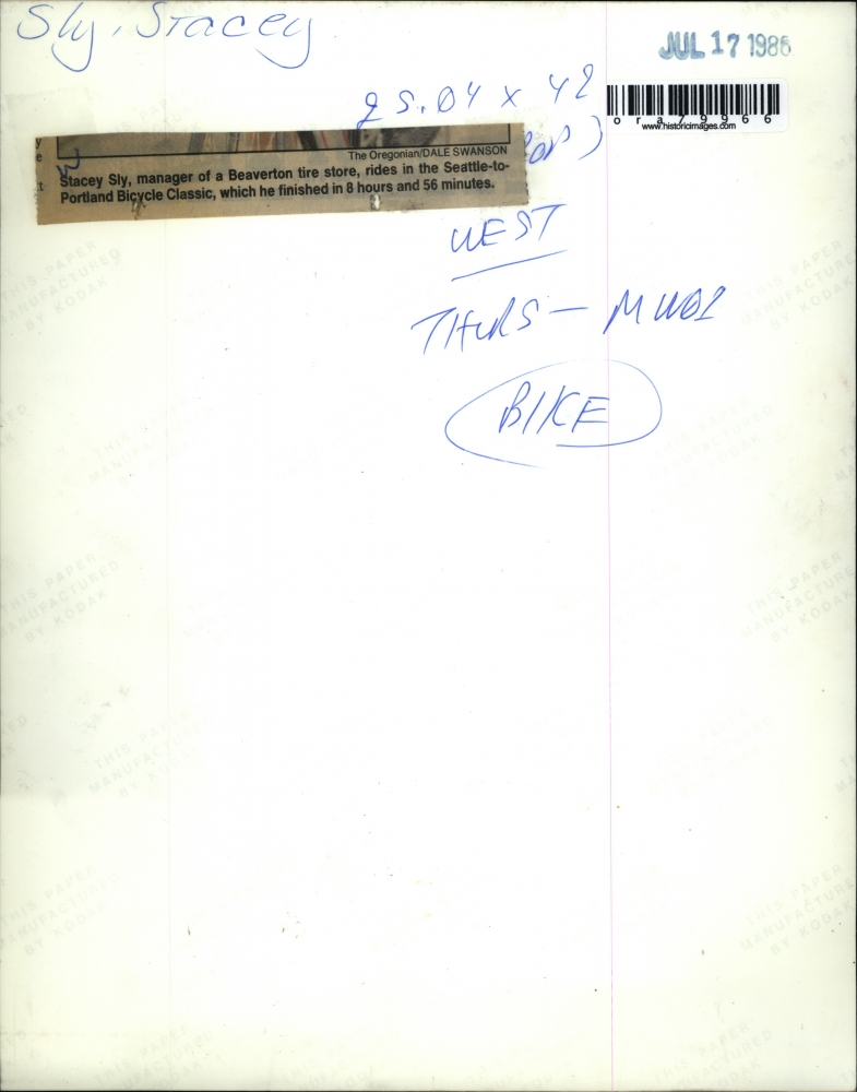 1985 Press Photo Stacey Sly Beaverton Tire Store Manager ora79966