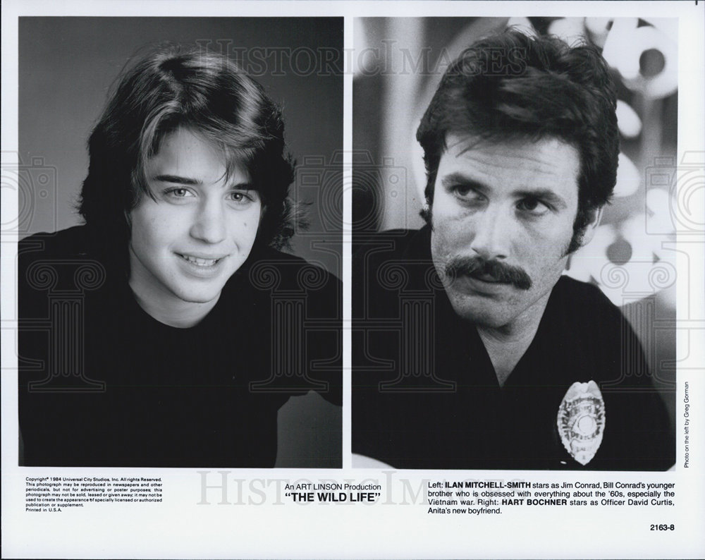 Press Photo Ilan Mitchell-Smith and Hart Bochner in The Wild Life.