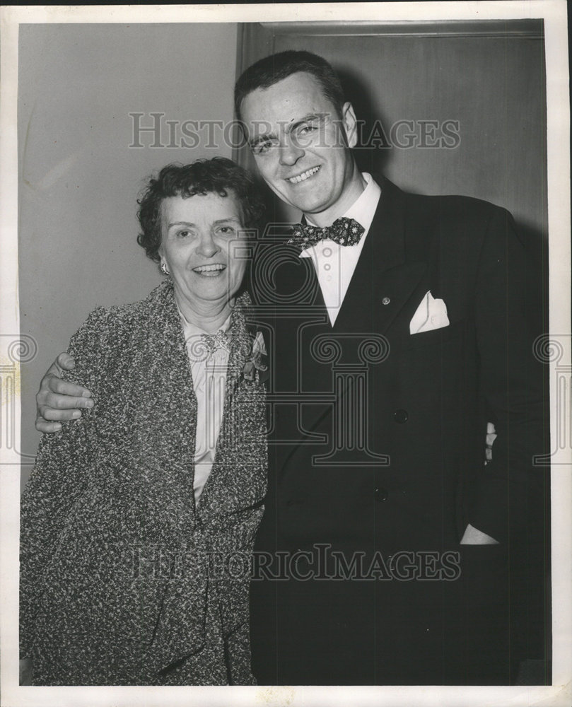 1950 Press Photo Mrs. John W. Babb son John E. Babb - Historic Images