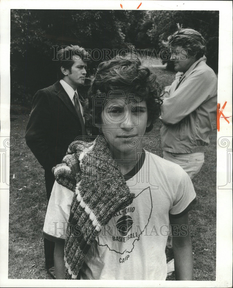 1972 Press Photo Hal Holbrook Scott Jacoby Martin Sheen American actor ...