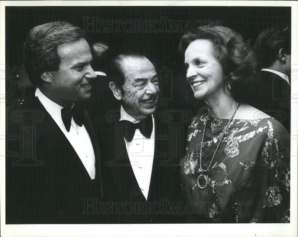 1982 Press Photo Daniel Kahn Clement Stone Beatrice Straight