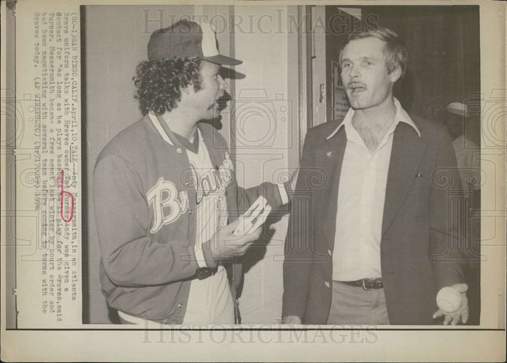 Andy Massersmith With Ted Turner Of Atlanta Braves 1976 Vintage