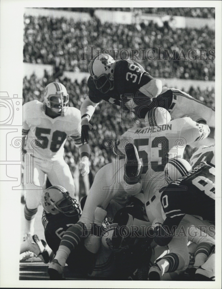 Sam Cunningham Patriots Against the Miami Dolphins 1977 Vintage Press Photo  Print - Historic Images